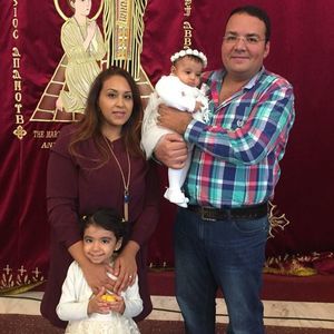 Meet your Posher, Dina